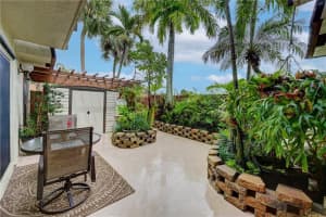 1201 SW 120th Way, Davie, FL 33325, Sold 12/30/21