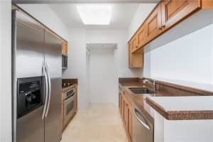 347 N New River Dr E, Fort Lauderdale, FL 33301, Sold 11/30/21