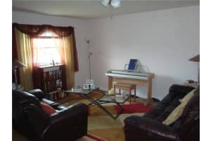 3220 SW 1st St, Deerfield Beach, FL 33442, Sold 01/10/22