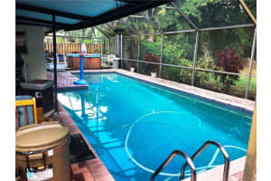 658 NW 7th Ave, Boca Raton, FL 33486, Sold 04/25/22