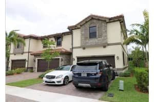 9586 Town Parc Cir S, Parkland, FL 33076, Sold 02/24/22