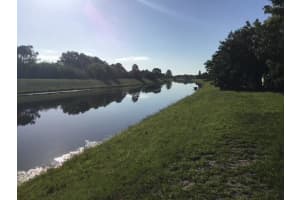 543 SW Belmont Cir, Port St. Lucie, FL 34953, Sold 01/28/22