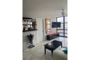 2017 S Ocean Dr, Hallandale Beach, FL 33009, Sold 12/15/21