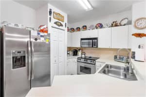 7911 Tuscany Dr, Tamarac, FL 33321, Sold 01/21/22