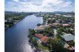 2224 NE 17th Ct, Fort Lauderdale, FL 33305, Sold 04/21/22