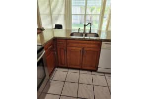 6880 NW 27th Ct, Sunrise, FL 33313, Sold 03/18/22