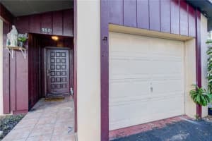 9321 E Elm Ln, Miramar, FL 33025, Sold 07/18/22