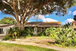 250 SW 32nd Ave, Deerfield Beach, FL 33442, Sold 02/04/22