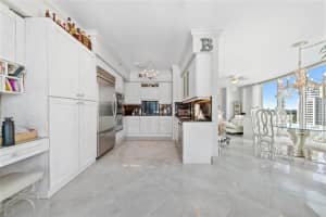333 Las Olas Way, Fort Lauderdale, FL 33301, Sold 03/01/22
