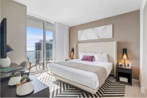 4010 S Ocean Dr, Hollywood, FL 33019, Sold 12/15/21
