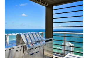 4010 S Ocean Dr, Hollywood, FL 33019, Sold 12/15/21