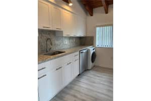 760 NW 106th Ave, Miami, FL 33172, Sold 01/03/22
