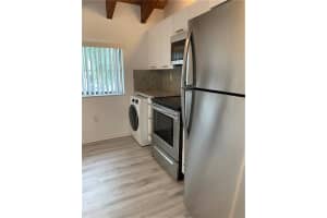 760 NW 106th Ave, Miami, FL 33172, Sold 01/03/22