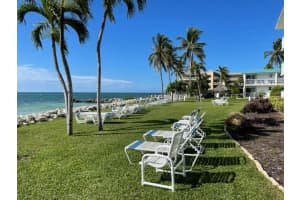 1101 W Ocean Dr, Key Colony Beach, FL 33051, Sold 01/12/22