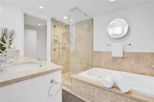 1200 Holiday Dr, Fort Lauderdale, FL 33316, Sold 03/04/22