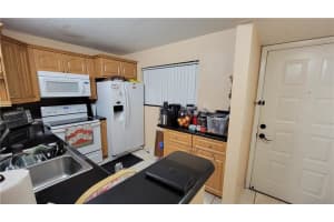 17000 NW 67th Ave, Hialeah, FL 33015, Sold 02/09/22