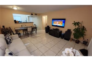 17000 NW 67th Ave, Hialeah, FL 33015, Sold 02/09/22