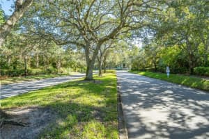 5851 SE Riverboat Dr, Stuart, FL 34997, Sold 12/21/21