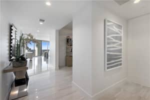 100 E Las Olas Blvd #2401, Fort Lauderdale, FL 33301, Sold 01/10/22