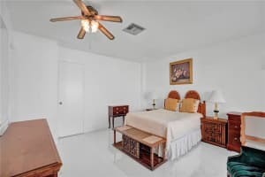 8264 NW 36th Pl, Sunrise, FL 33351, Sold 02/16/22