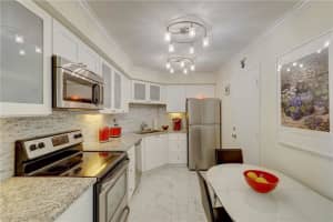 3000 E Sunrise Blvd, Fort Lauderdale, FL 33304, Sold 01/13/22