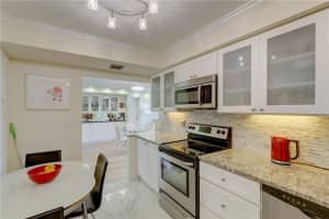 3000 E Sunrise Blvd, Fort Lauderdale, FL 33304, Sold 01/13/22