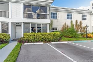 6525 Bay Club Dr, Fort Lauderdale, FL 33308, Sold 12/03/21