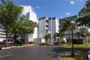 1402 NW 80th Ave, Margate, FL 33063, Sold 12/28/21