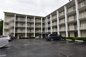 501 SW 11th Pl, Boca Raton, FL 33432, Sold 02/03/22