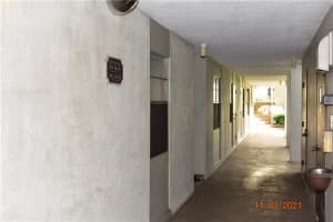 501 SW 11th Pl, Boca Raton, FL 33432, Sold 02/03/22