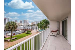 400 Golden Isles Dr, Hallandale Beach, FL 33009, Sold 12/16/21