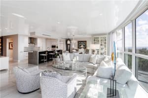 2845 NE 9th St, Fort Lauderdale, FL 33304, Sold 05/23/22