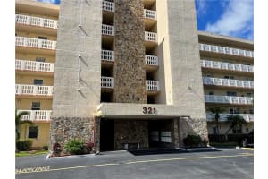 321 SE 3rd St, Dania Beach, FL 33004, Sold 04/13/22