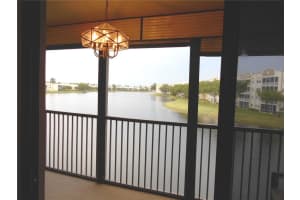 7456 Ashmont Cir, Tamarac, FL 33321, Sold 01/20/22