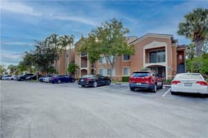 7970 N Nob Hill Rd, Tamarac, FL 33321, Sold 12/07/21