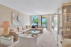 7650 W McNab Rd, Tamarac, FL 33321, Sold 01/27/22