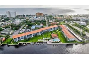 103 NE 19th Ave, Deerfield Beach, FL 33441, Sold 01/11/22