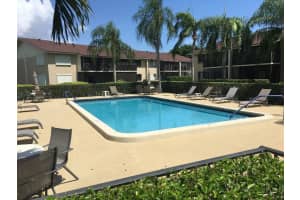 160 SE 7th St, Deerfield Beach, FL 33441, Sold 02/17/22