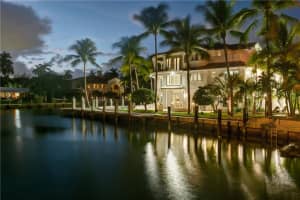 21 NE 23rd Ave, Fort Lauderdale, FL 33301, Sold 01/13/22