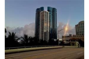 333 Las Olas Way, Fort Lauderdale, FL 33301, Sold 12/29/21