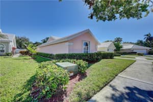 2331 Cypress Tree Cir, West Palm Beach, FL 33409, Sold 12/29/21