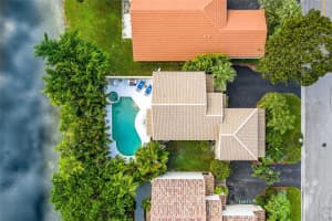 6200 NW 76th Ct, Parkland, FL 33067, Sold 01/21/22