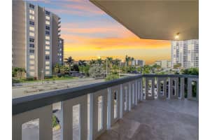 305 N Pompano Beach Blvd, Pompano Beach, FL 33062, Sold 12/15/21