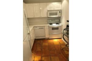 6473 Bay Club Dr, Fort Lauderdale, FL 33308, Sold 12/17/21