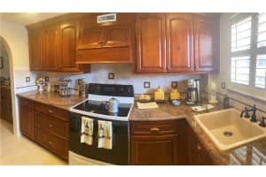 581 Blue Heron Dr, Hallandale Beach, FL 33009, Sold 12/16/21