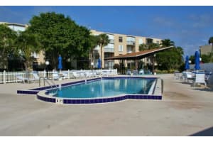 896 N Federal Hwy, Lantana, FL 33462, Sold 02/04/22