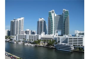 200 Leslie Dr APT 1006, Hallandale Beach, FL 33009, Sold 03/04/22
