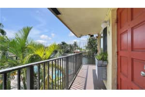 1814 E Oakland Park Blvd, Oakland Park, FL 33306, Sold 12/20/21