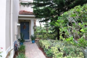 4201 Bamboo Palm Ct, Greenacres, FL 33463, Sold 12/17/21