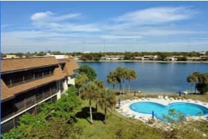 671 NE 195th St, Miami, FL 33179, Sold 04/18/22